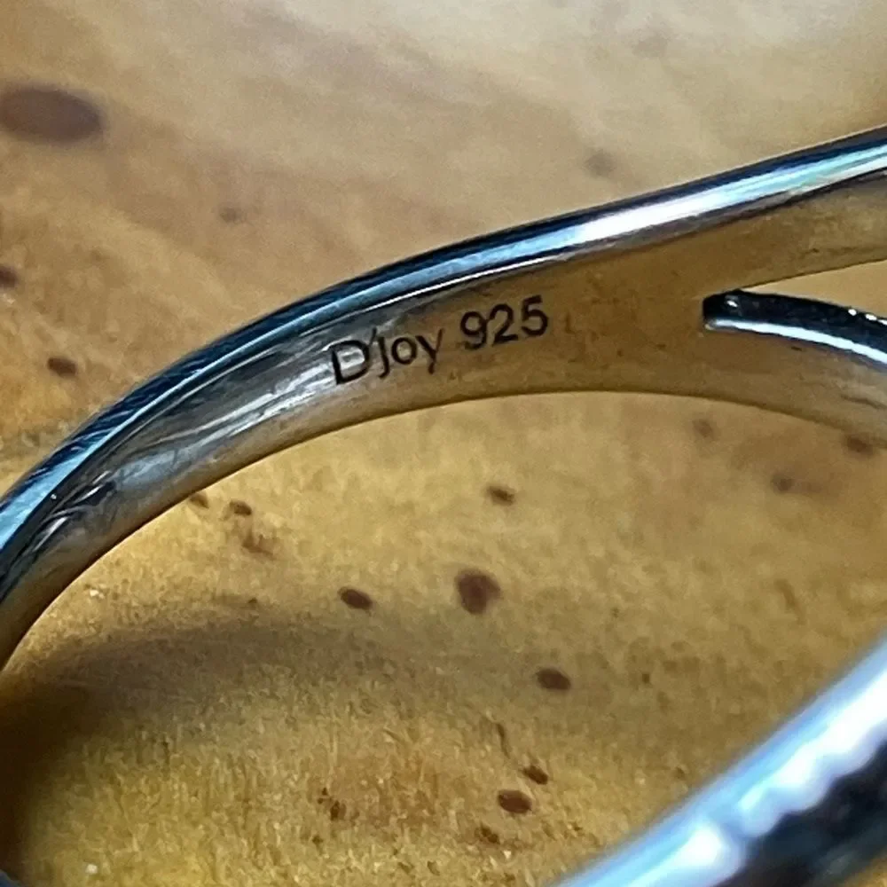 Genuine White Buffalo Sterling Silver Horseshoe Ring Size 7